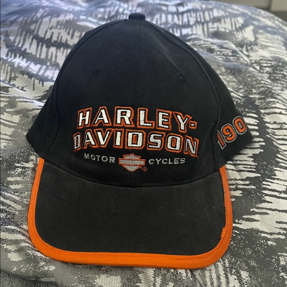 Harley-Davidson Black Cap with Orange Trim